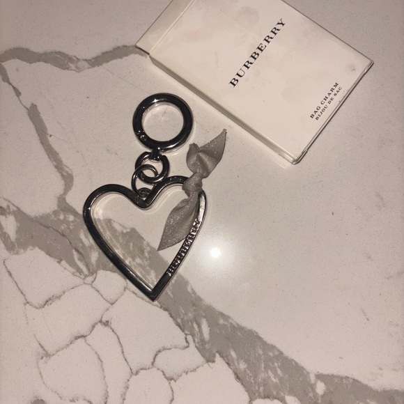 Burberry Accessories - Burberry Silver Heart Keyring